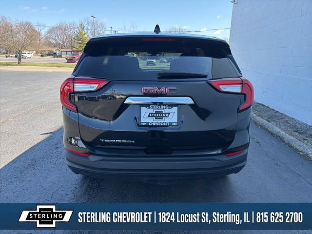Certified 2024 GMC Terrain SLE FWD image 4