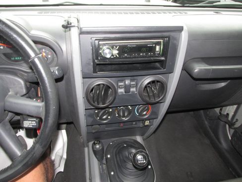Used 2007 Jeep Wrangler X AWD/4WD image 49