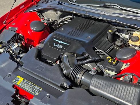 Used 2005 Ford Thunderbird RWD image 15