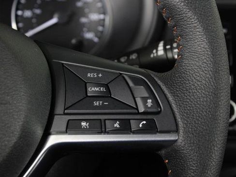 Certified 2024 Nissan Kicks SR FWD image 25