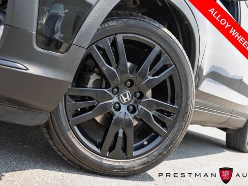 Used 2022 Honda Pilot Black Edition image 15