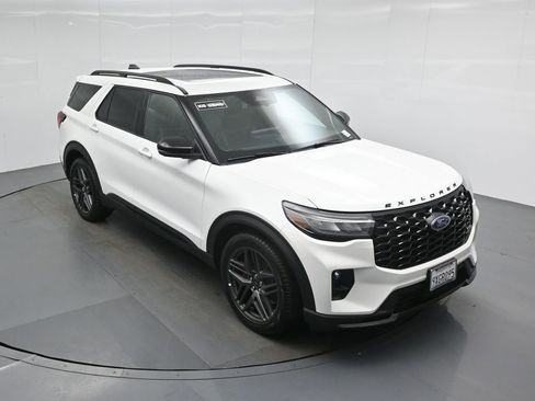 New 2026 Ford Explorer ST w/ Sun And Sound Package image 40