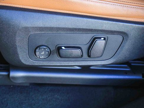 Used 2025 BMW X4 xDrive30i image 18