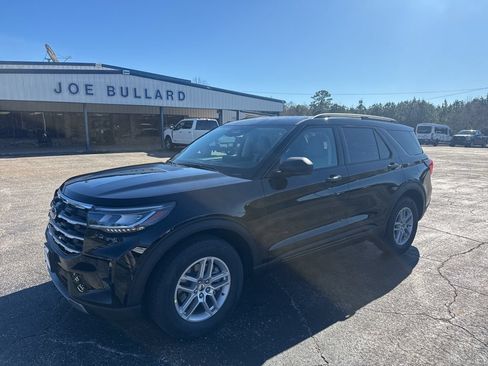 New 2026 Ford Explorer Active w/ Active Comfort Package RWD image 18