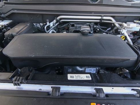 New 2026 GMC Canyon Elevation w/ Convenience Package image 29