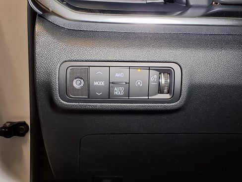 New 2027 GMC Terrain Elevation w/ Elevation Premium Package AWD/4WD image 17