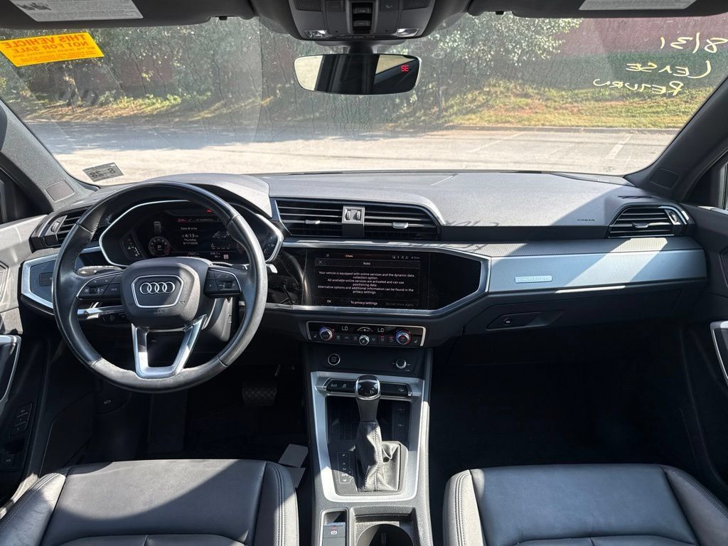 Used 2023 Audi Q3 2.0T Premium Plus w/ Premium Plus Package AWD/4WD image 16