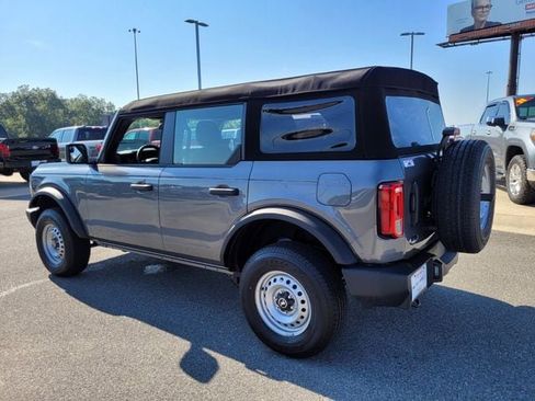 New 2025 Ford Bronco 4-Door AWD/4WD image 40