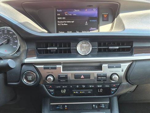 Used 2018 Lexus ES 350 w/ Navigation System Package FWD image 11