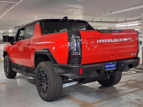 New 2026 GMC Hummer EV 4x4 Crew Cab image 8