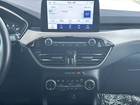 Certified 2022 Ford Escape SEL image 11