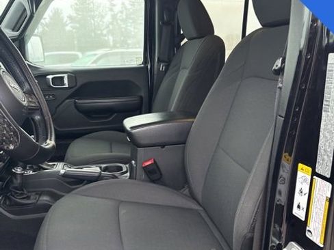 Used 2020 Jeep Wrangler Unlimited Sport image 11