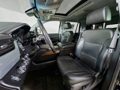 Used 2016 Chevrolet Tahoe LTZ AWD/4WD image 2