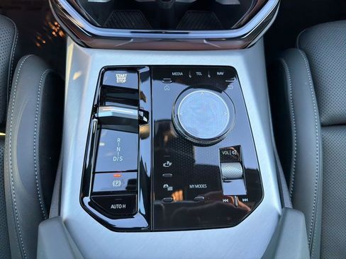 Used 2025 BMW X3 xDrive30i w/ M Sport Package image 28