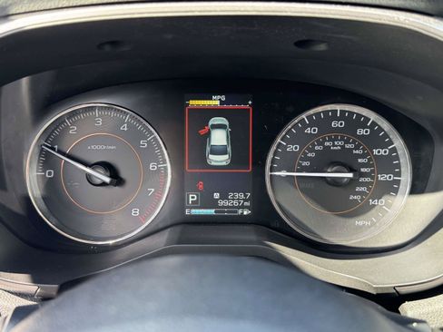 Used 2019 Subaru Crosstrek 2.0i Limited w/ Moonroof Package w/Navigation AWD/4WD image 23