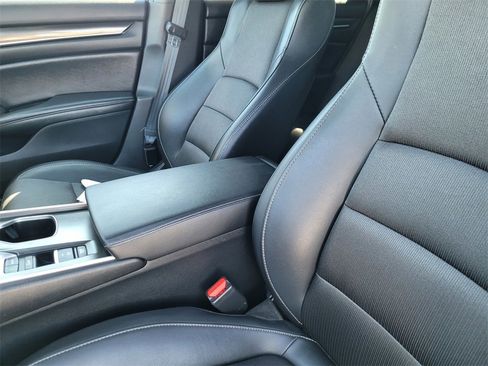 Used 2021 Honda Accord Sport image 15