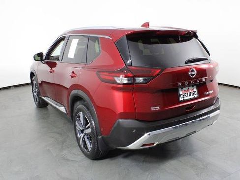 Certified 2023 Nissan Rogue Platinum w/ Platinum Premium Package FWD image 16