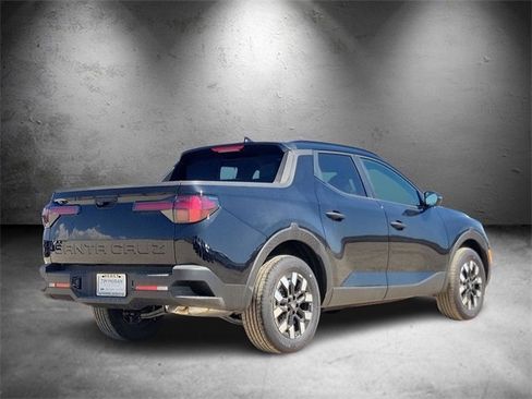 New 2025 Hyundai Santa Cruz SEL image 3