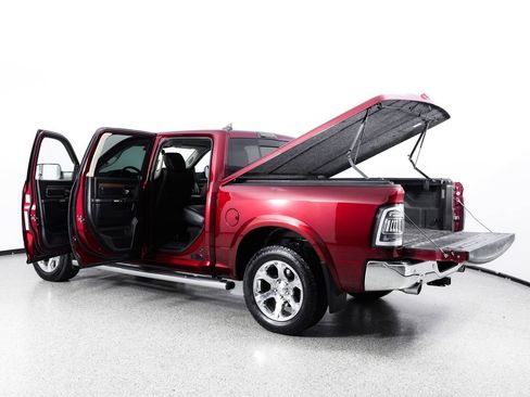 Used 2016 RAM 1500 Laramie w/ Convenience Group AWD/4WD image 14