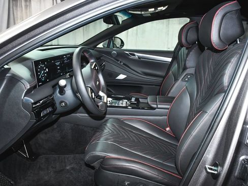 Used 2025 Genesis G80 3.5T Sport AWD/4WD image 58
