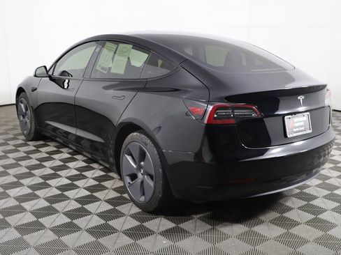 Used 2023 Tesla Model 3 Standard Range image 10
