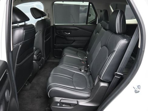 Used 2024 Honda Pilot Elite image 22