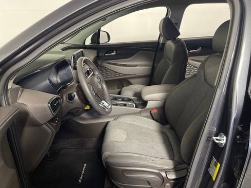 Used 2020 Hyundai Santa Fe SE image 13