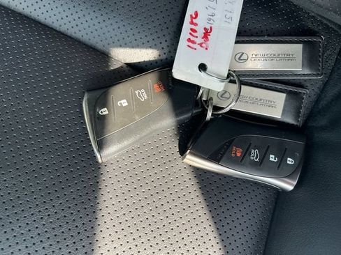 Used 2024 Lexus ES 250 w/ Premium Package AWD/4WD image 33