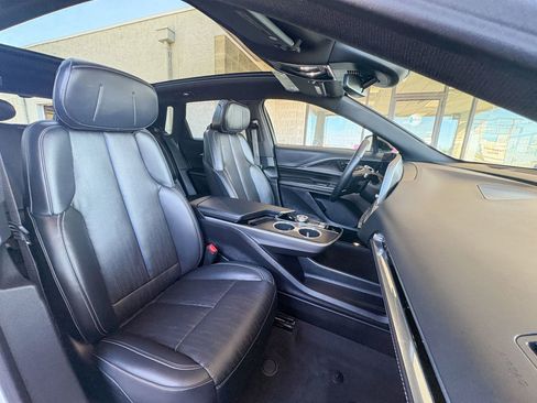 Used 2024 Cadillac Lyriq Luxury RWD image 25