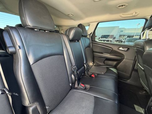 Used 2017 Dodge Journey Crossroad image 17
