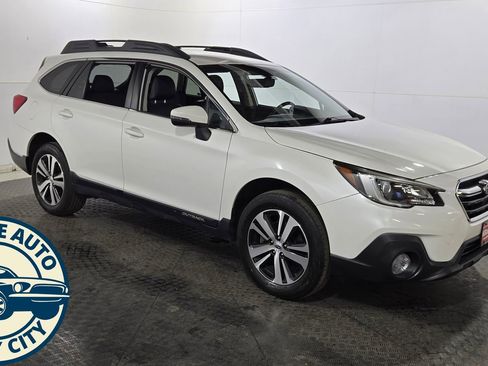 Used 2019 Subaru Outback 2.5i Limited image 9