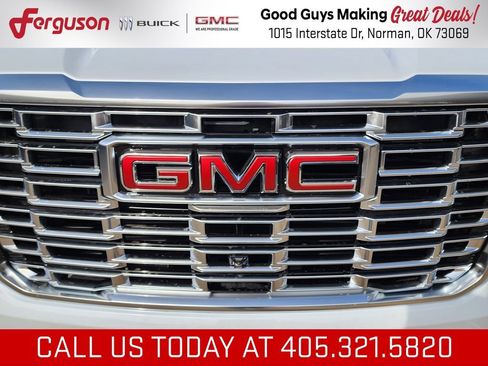 New 2026 GMC Yukon XL Denali w/ Denali Reserve Package AWD/4WD image 8