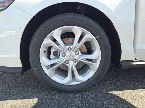 New 2026 Honda Accord LX image 9