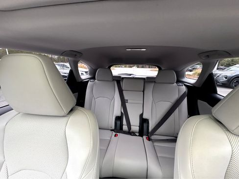 Used 2020 Lexus RX 350L Premium image 40