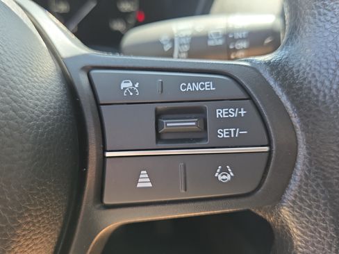 Certified 2024 Honda HR-V LX image 24