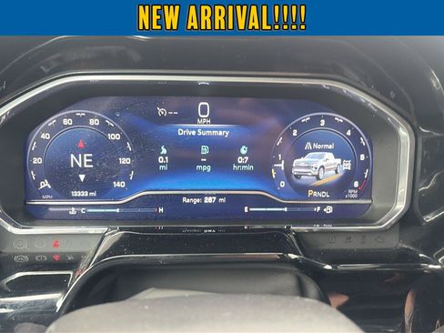 Used 2024 Chevrolet Silverado 1500 LT AWD/4WD image 11