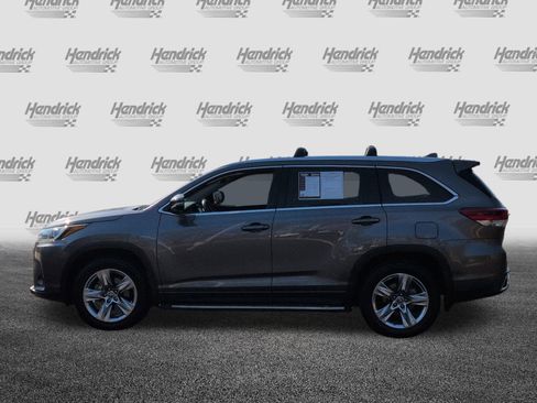 Used 2019 Toyota Highlander Limited image 7