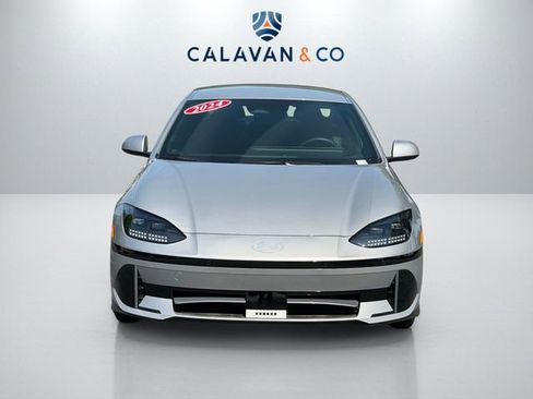Used 2024 Hyundai Ioniq 6 SE RWD image 2