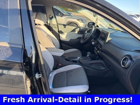 Used 2023 Hyundai Kona SE image 14
