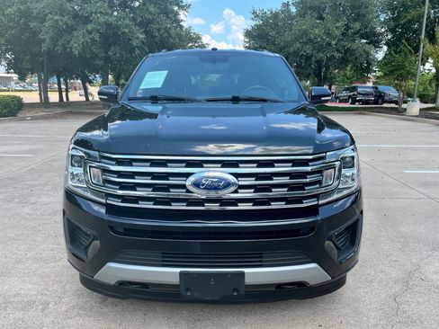 Used 2019 Ford Expedition Max XLT w/ Equipment Group 201A image 2