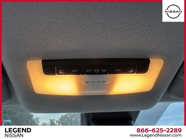 Used 2025 Nissan Versa SV w/ Trunk Package FWD image 28