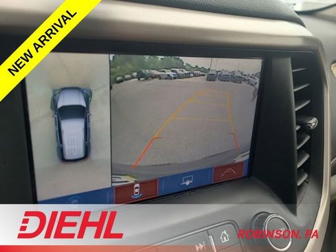 Used 2019 GMC Acadia Denali w/ Technology Package AWD/4WD image 12