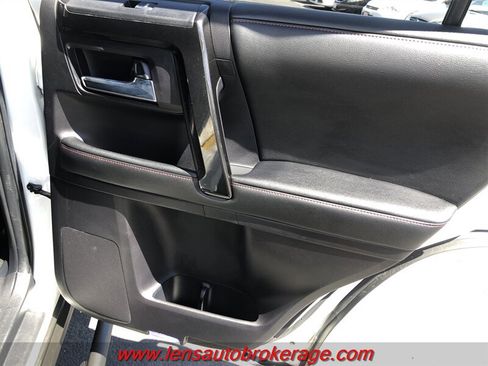 Used 2015 Toyota 4Runner TRD Pro AWD/4WD image 22
