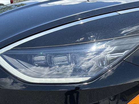 Used 2023 Hyundai Sonata Limited w/ Cargo Package FWD image 6