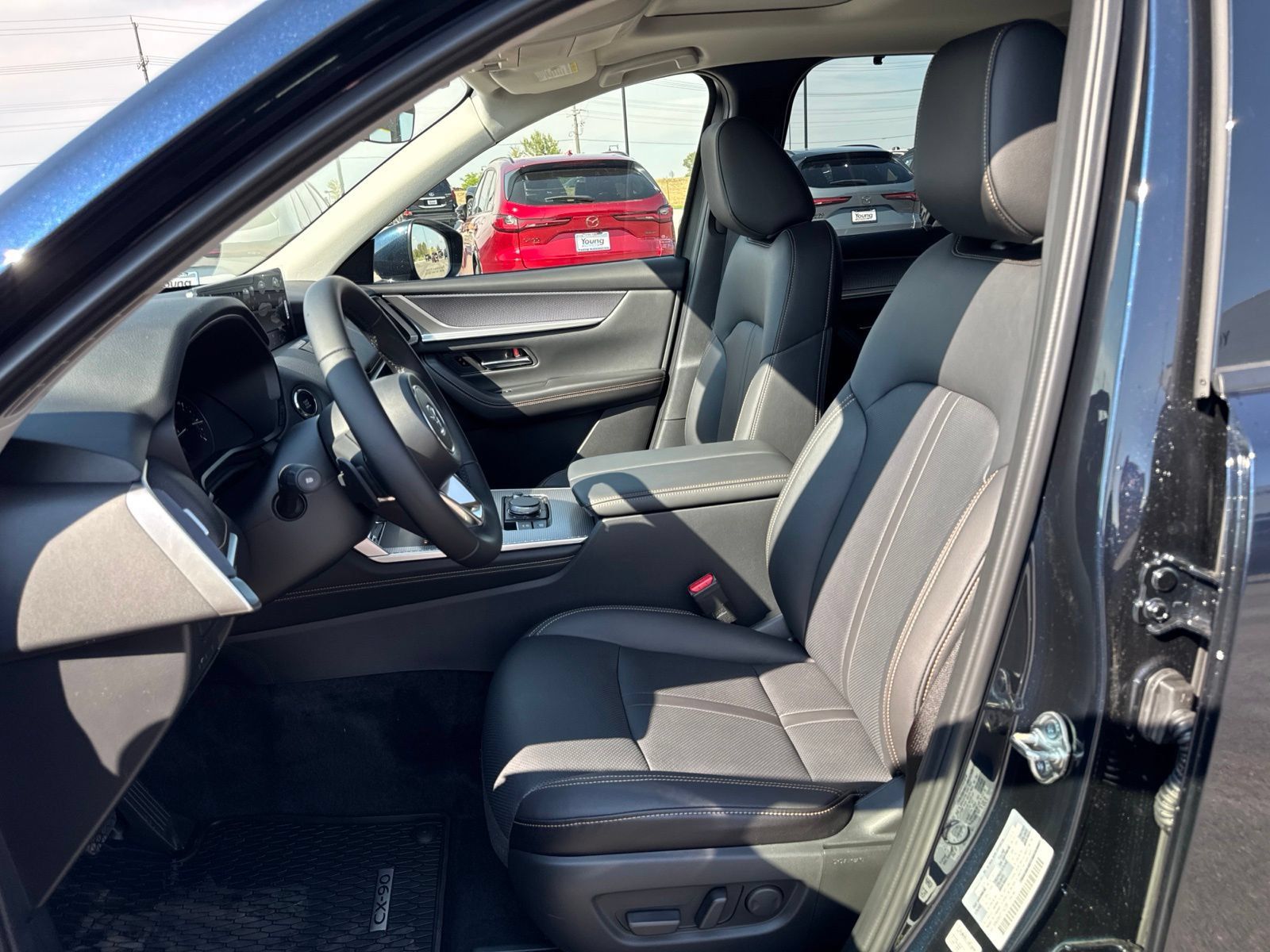 New 2026 MAZDA CX-90 3.3 Turbo w/ Preferred Package AWD/4WD image 9
