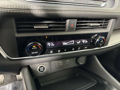 Used 2023 Nissan Rogue SV AWD/4WD image 8
