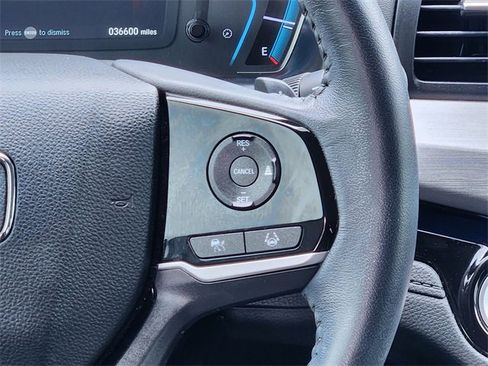 Certified 2023 Honda Odyssey Touring image 34