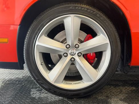 Used 2008 Dodge Challenger SRT8 RWD image 29
