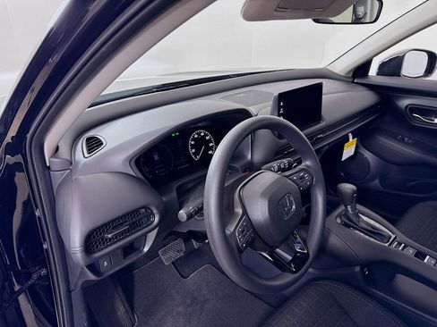 New 2026 Honda HR-V LX image 9
