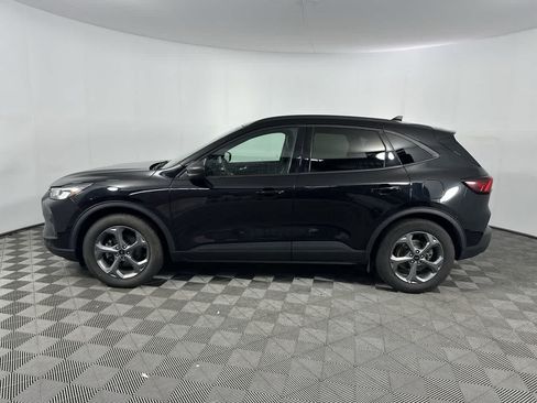 Used 2025 Ford Escape ST-Line FWD image 11